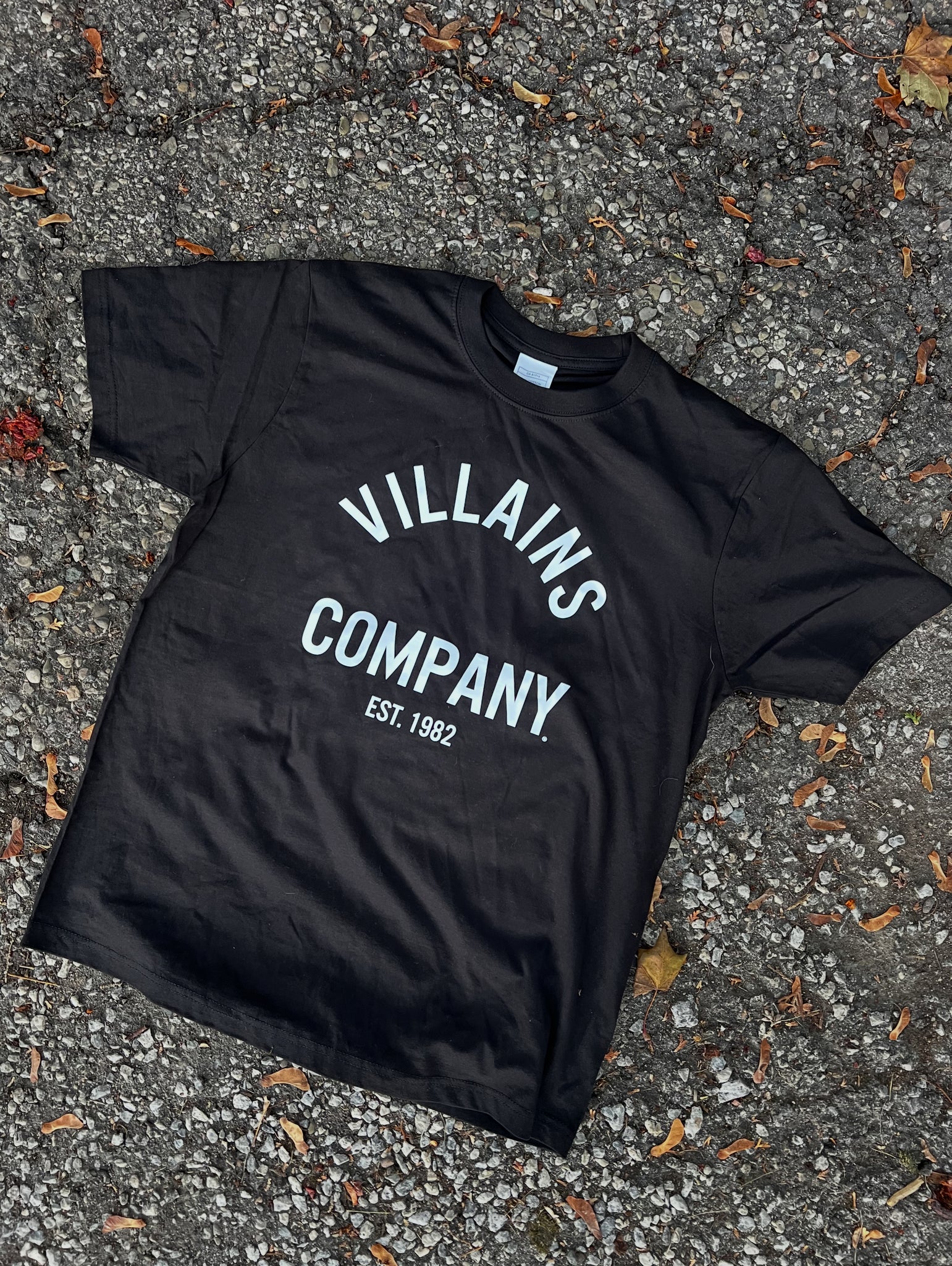 Villains School  - Black/White