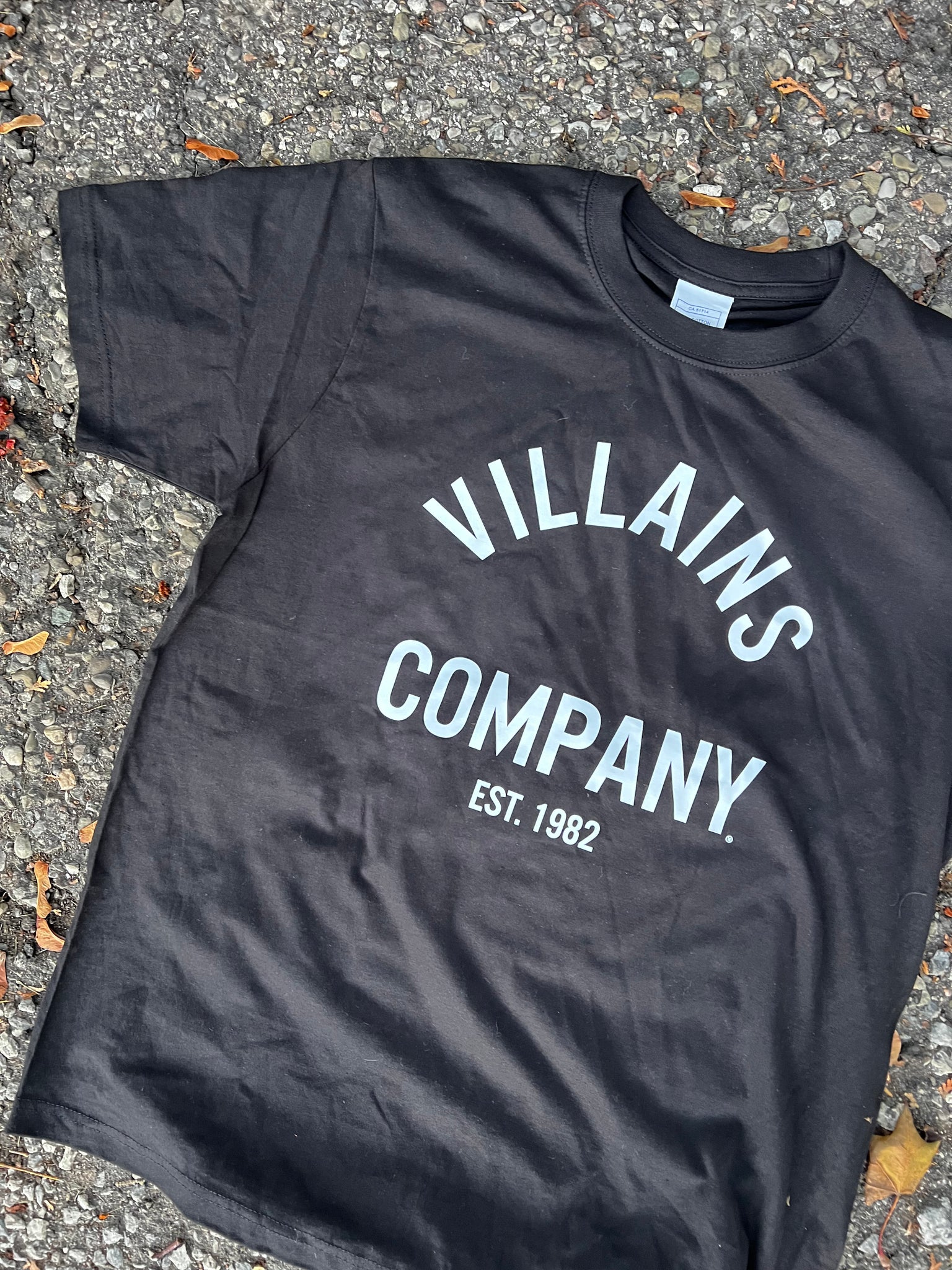 Villains School  - Black/White